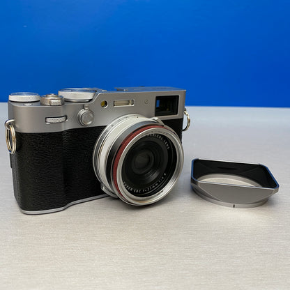 Fujifilm X100VI | 40.2MP