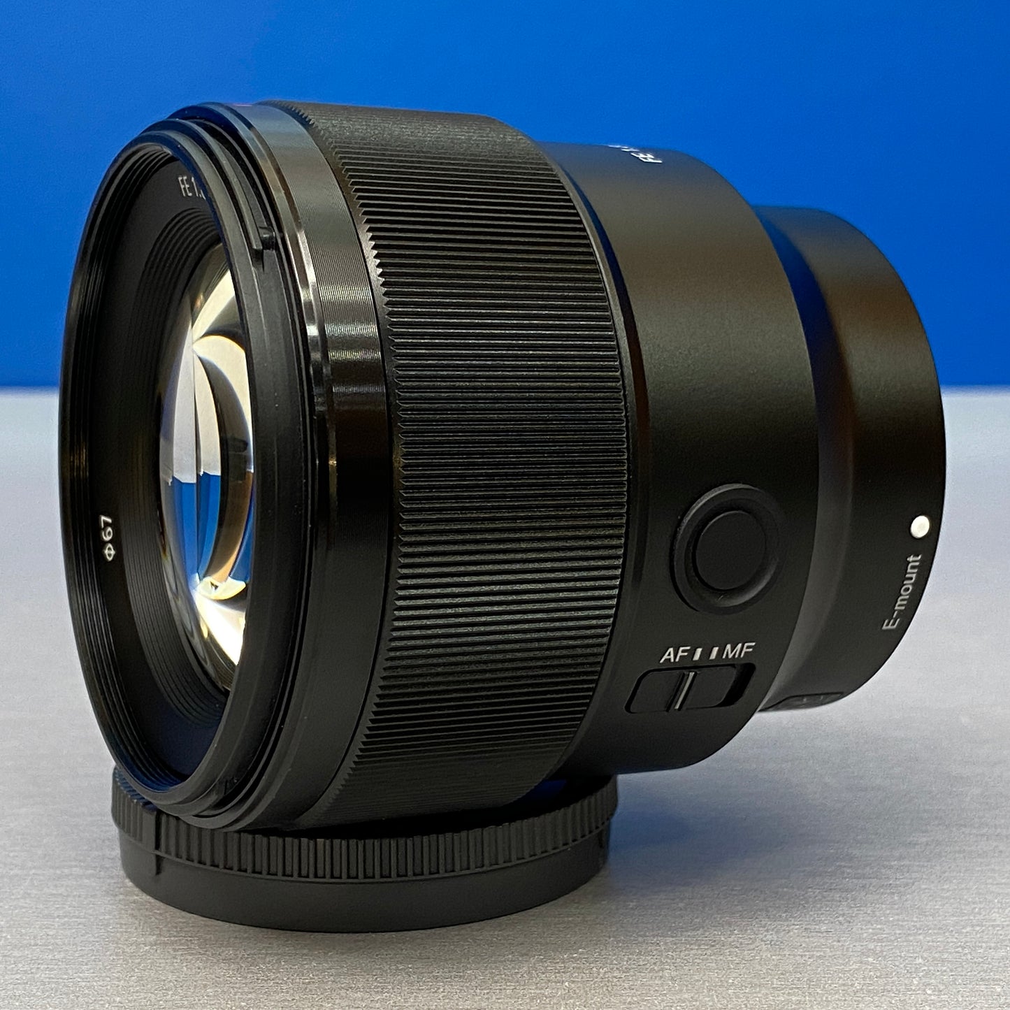 Sony FE 85mm f/1.8