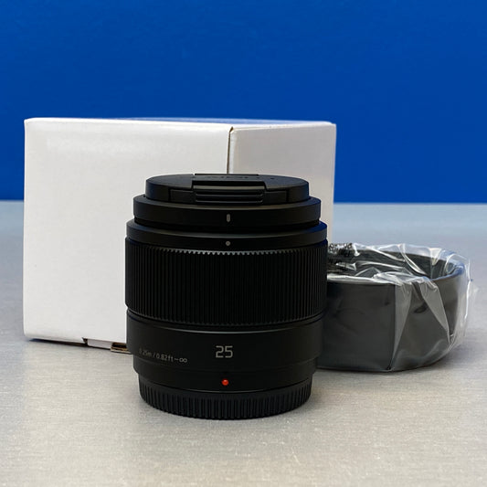 Panasonic Lumix G 25mm f/1.7 | NOVA