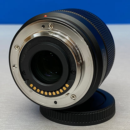 Panasonic Lumix G 25mm f/1.7 | NOVA