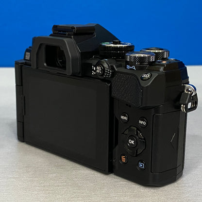 OM System OM-5 (Corpo) - 20.4MP - NOVA
