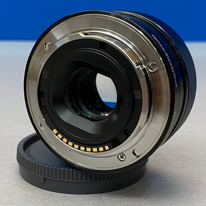 Sony E 35mm f/1.8 OSS