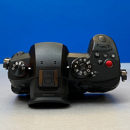 Panasonic Lumix DC-GH5 II (Corpo) - 20.3MP | NOVA