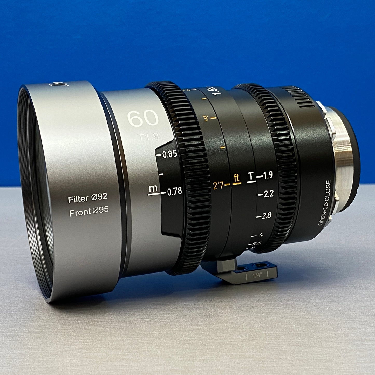 SIRUI IronStar 60mm T1.9 1.5X Anamorphic | NOVA