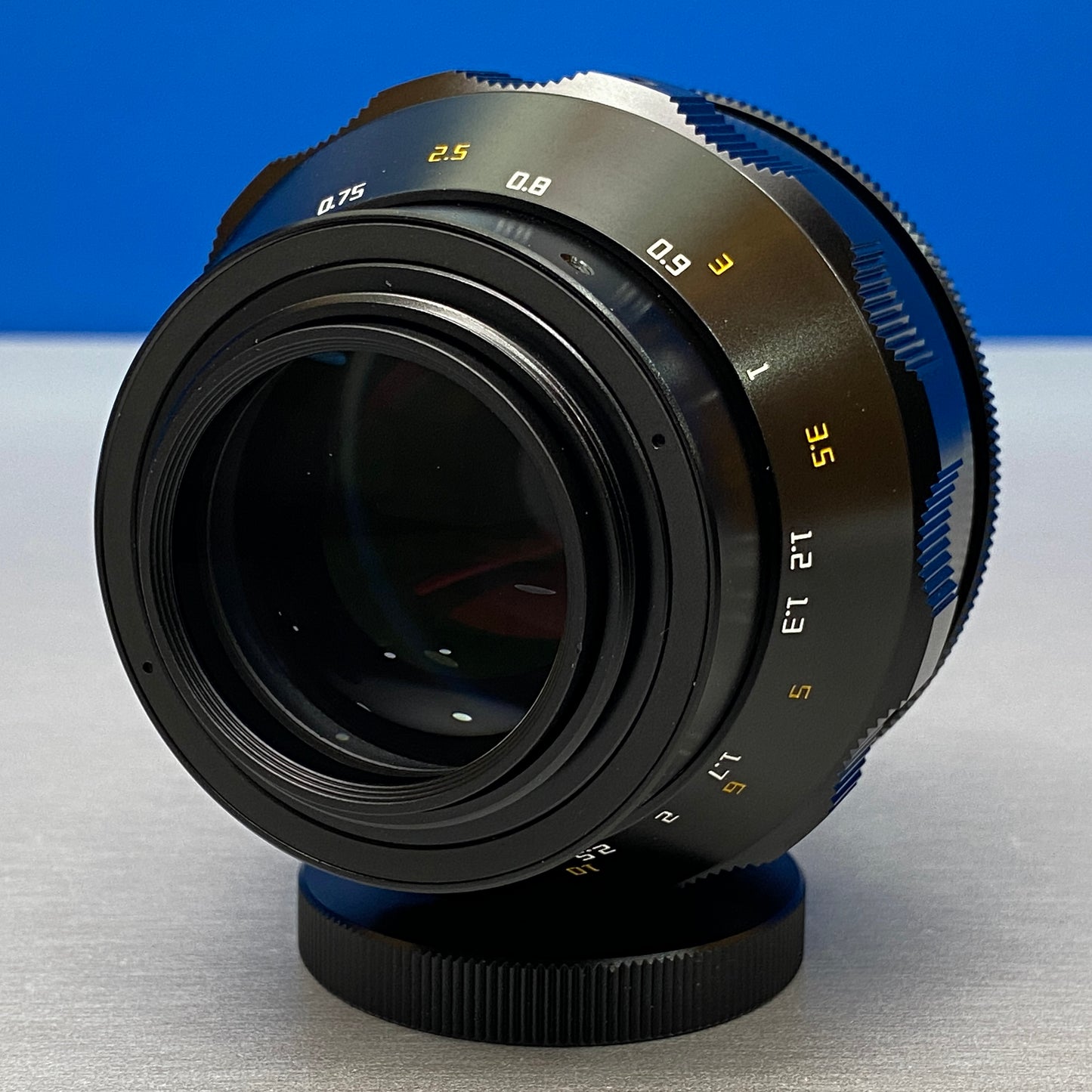 TTArtisan 75mm f/1.5 | Swirly Bokeh | M42