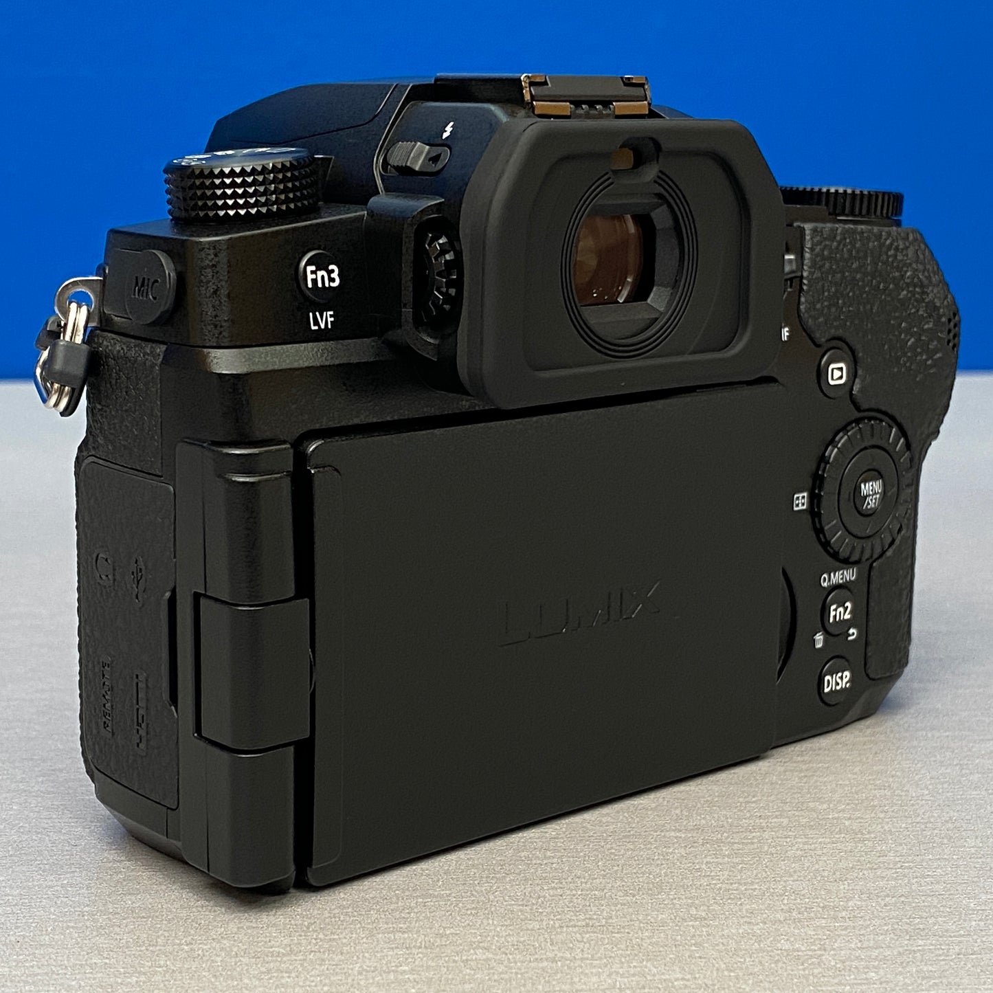 Panasonic Lumix G97 (Corpo) - 20.3MP | NOVA