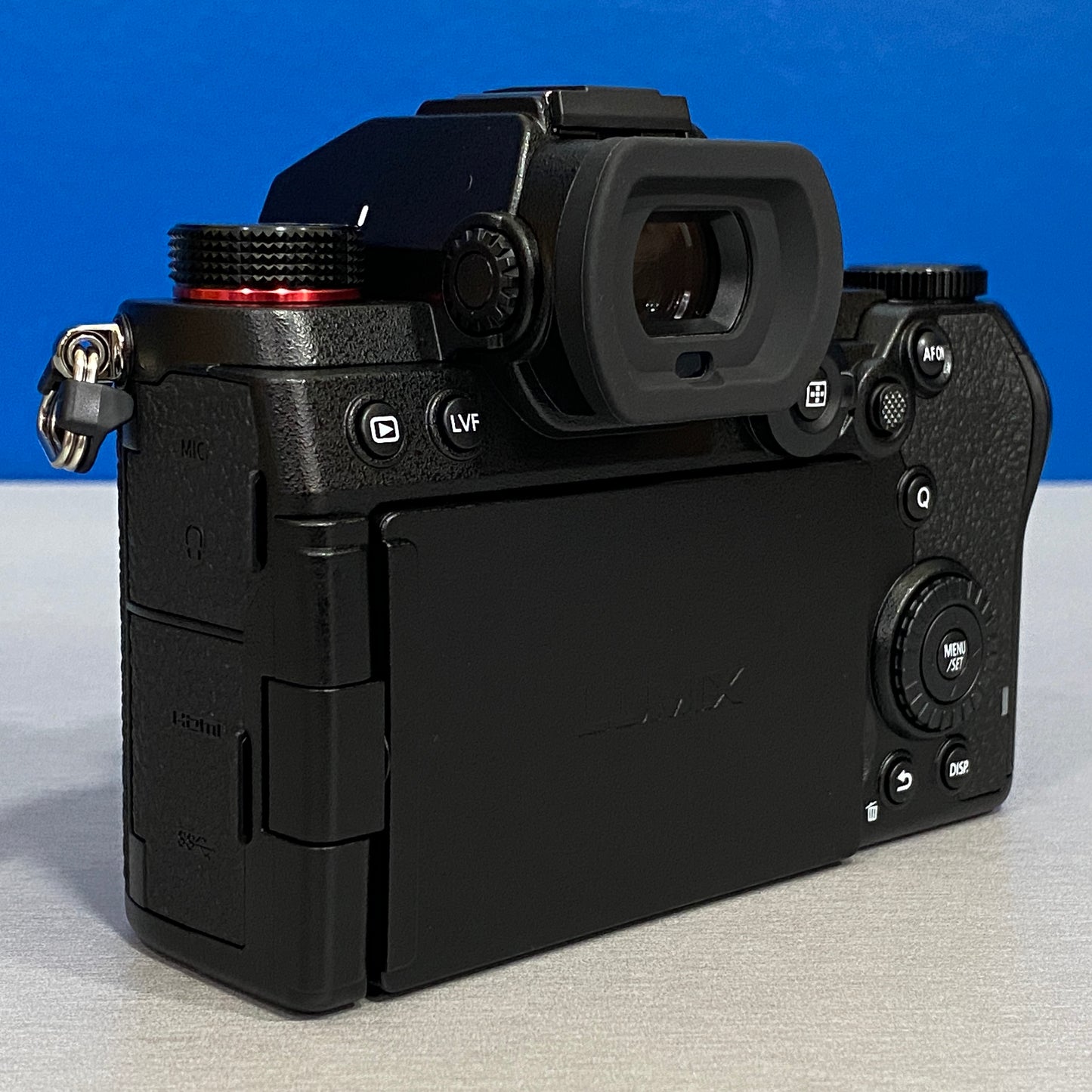 Panasonic Lumix DC-S5D (Corpo) - 24.2MP | NOVA