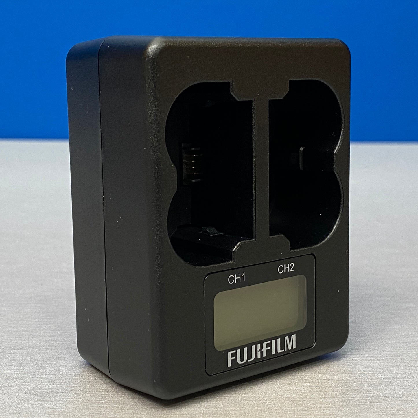 Fujifilm Dual Battery Charger (BC-W235)