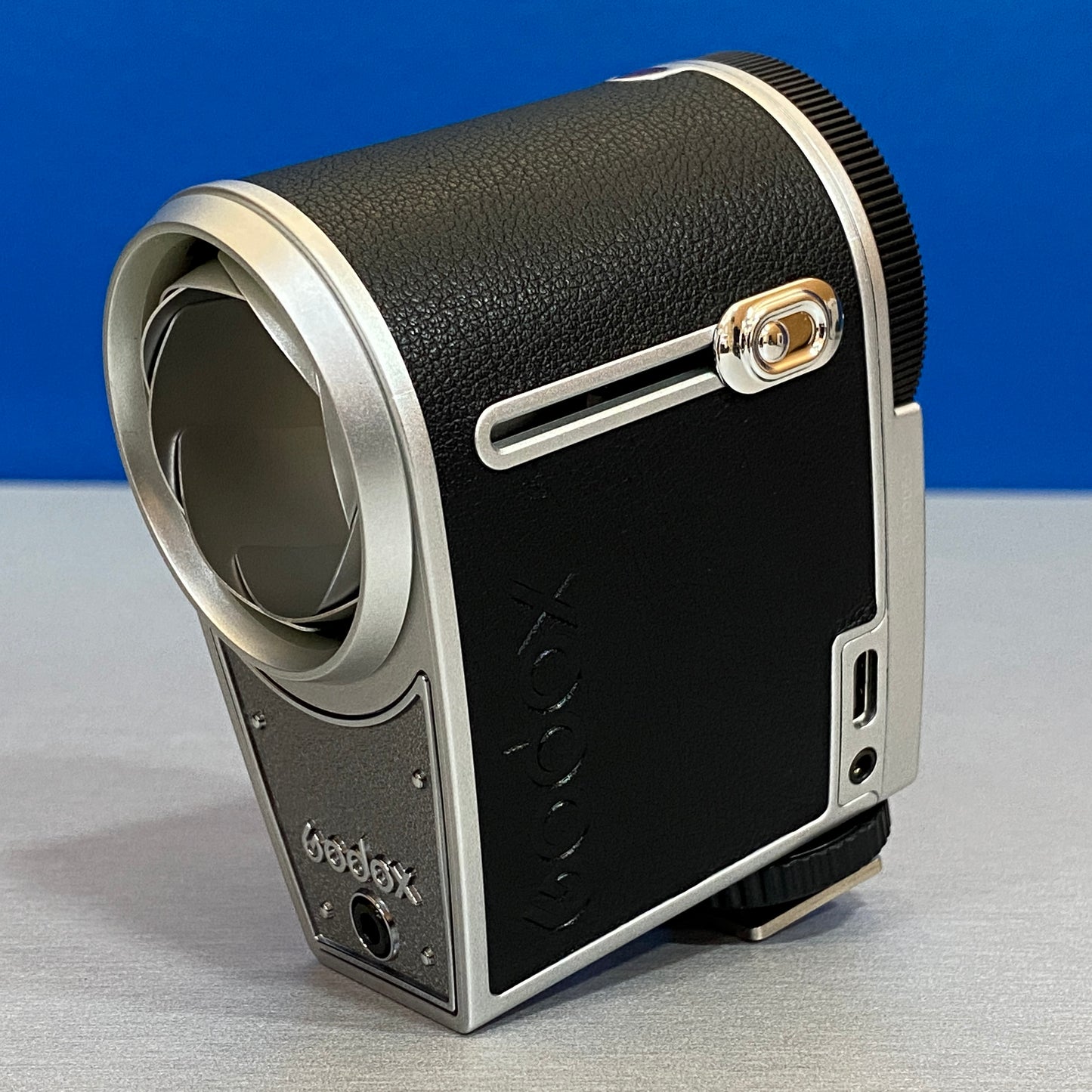 Godox LUX Cadet (Retro Camera Flash) - NOVO