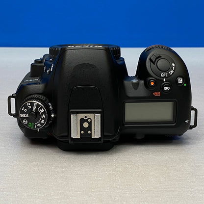 Nikon D7500 (Corpo) - 20.9MP