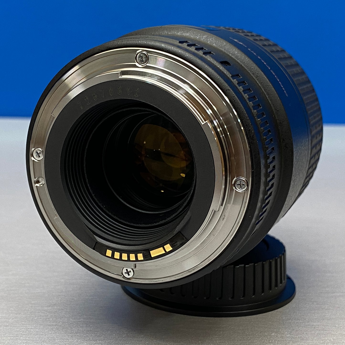 Canon EF 100mm f/2.8 Macro USM