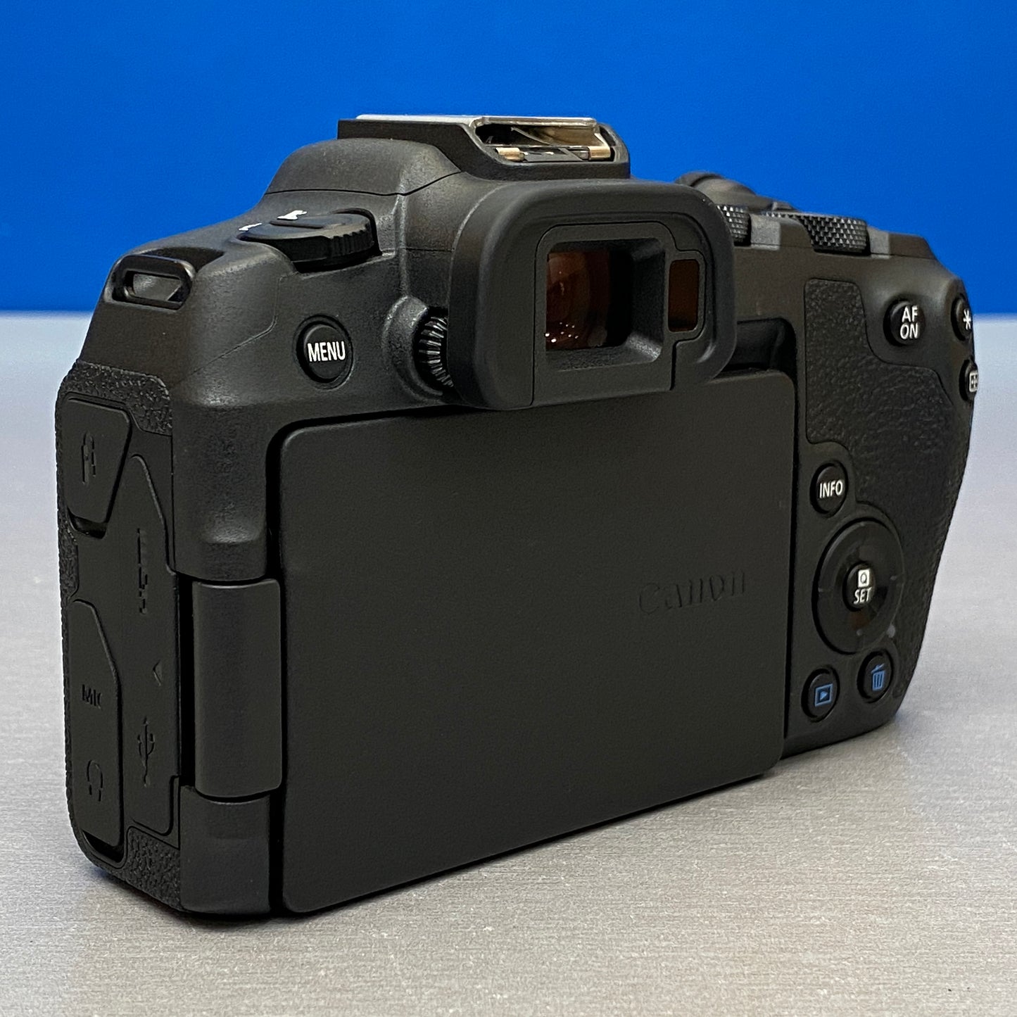 Canon EOS R8 (Corpo) - 24.2MP