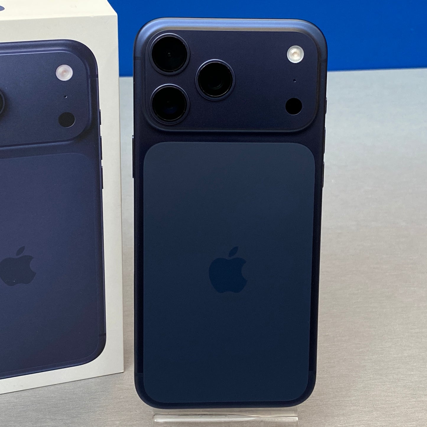 Apple iPhone 17 Pro Max 256GB | Deep Blue