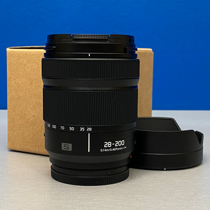 Panasonic Lumix S 28-200mm f/4-7.1 Macro O.I.S. | NOVA