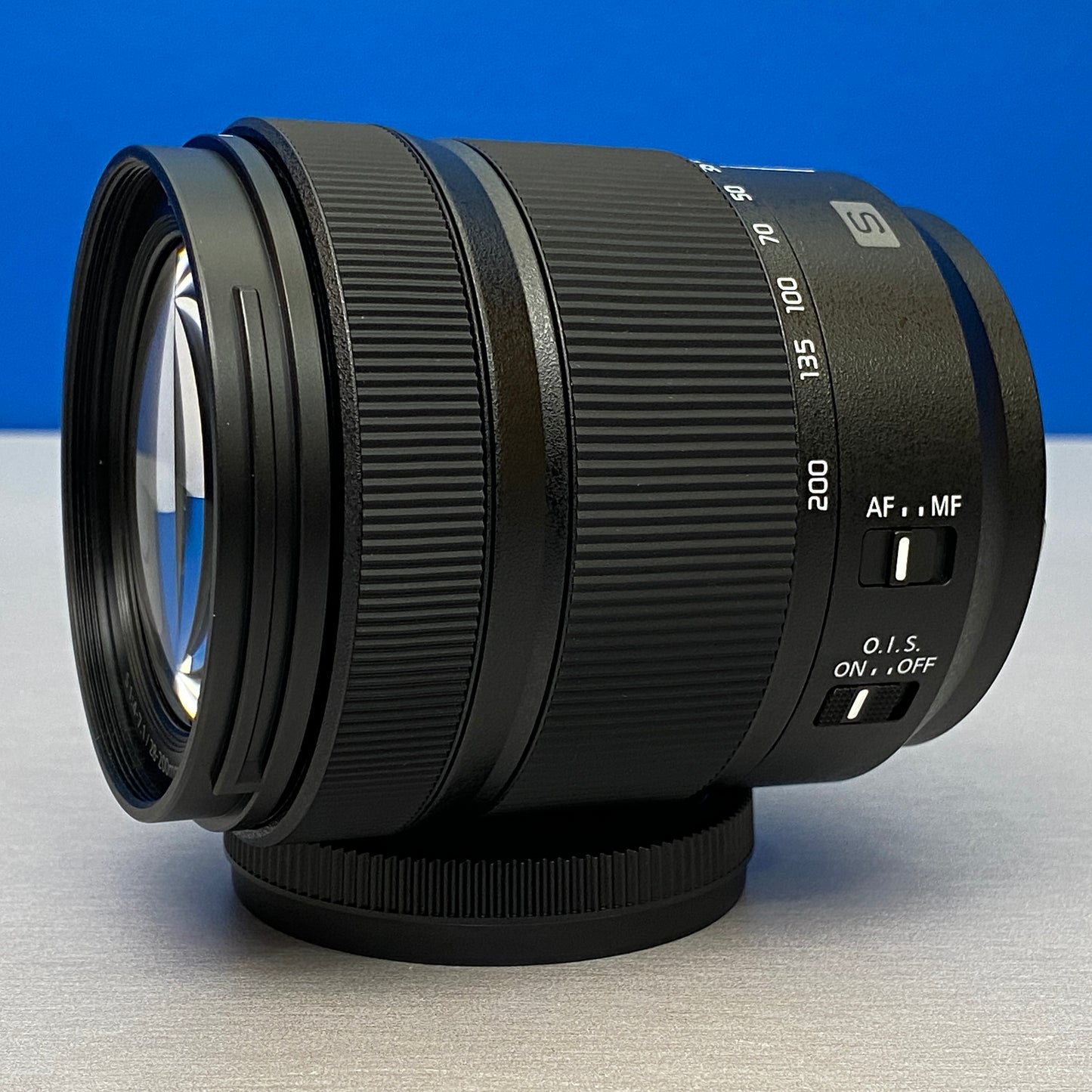 Panasonic Lumix S 28-200mm f/4-7.1 Macro O.I.S. | NOVA