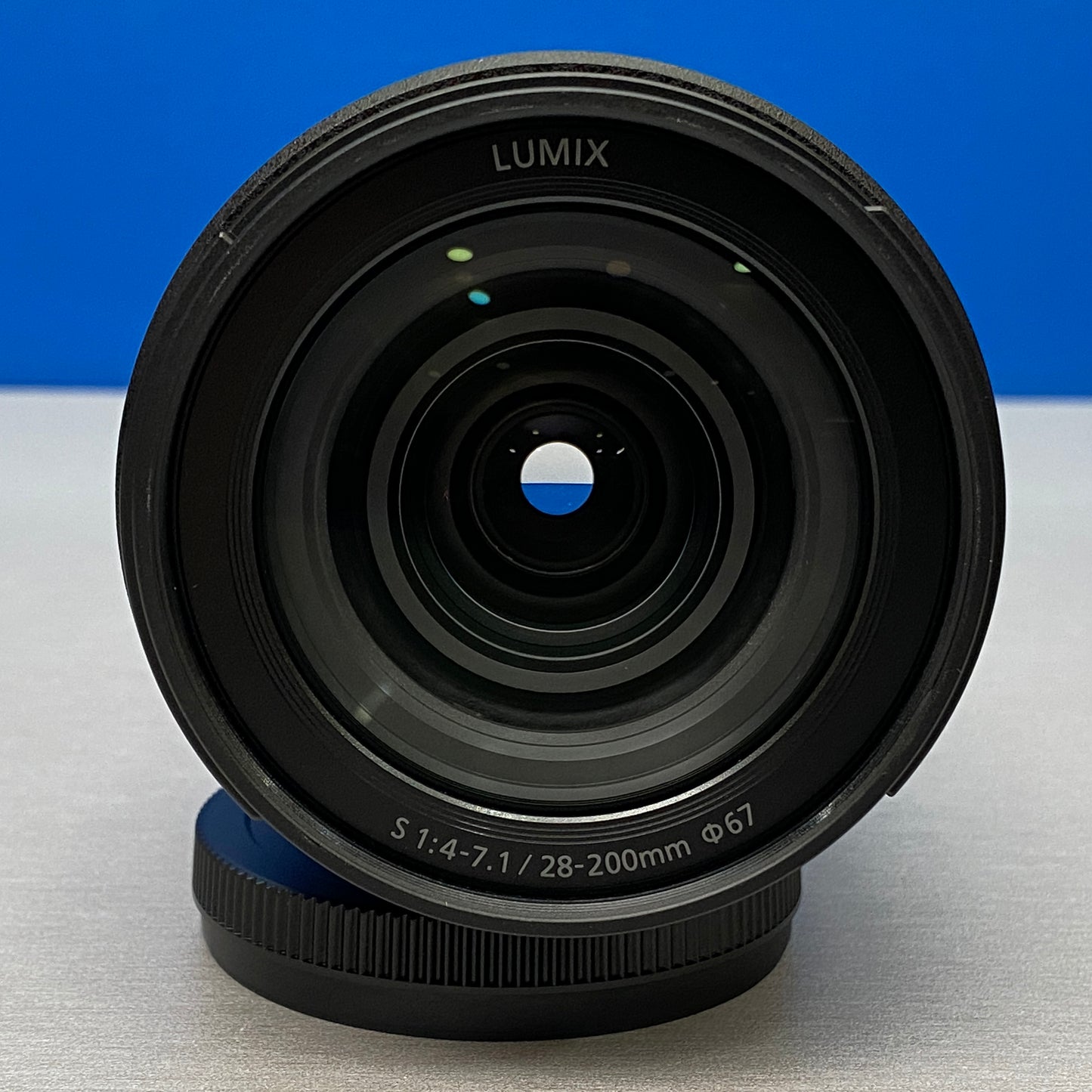 Panasonic Lumix S 28-200mm f/4-7.1 Macro O.I.S. | NOVA