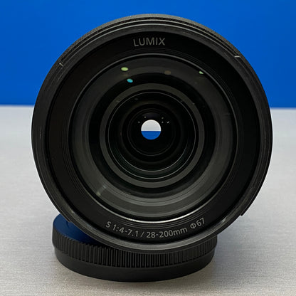 Panasonic Lumix S 28-200mm f/4-7.1 Macro O.I.S. | NOVA