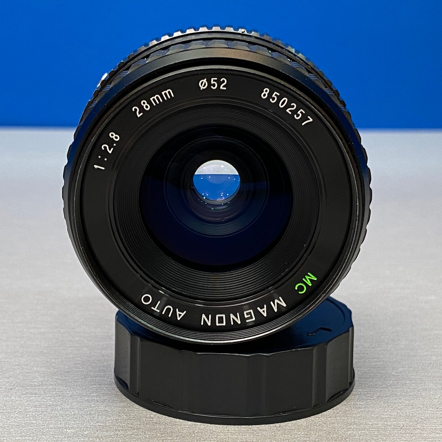 Magnon 28mm f/2.8 MC Macro