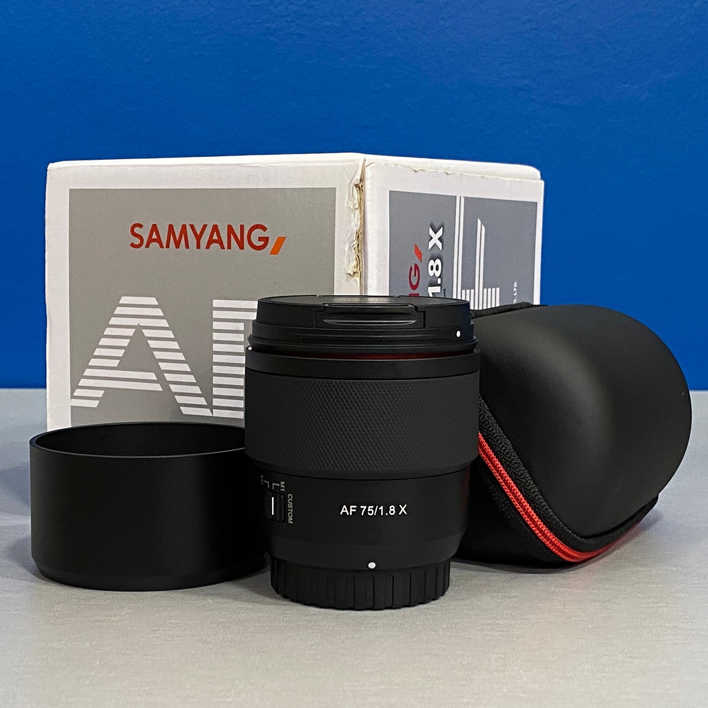 Samyang AF 75mm f/1.8