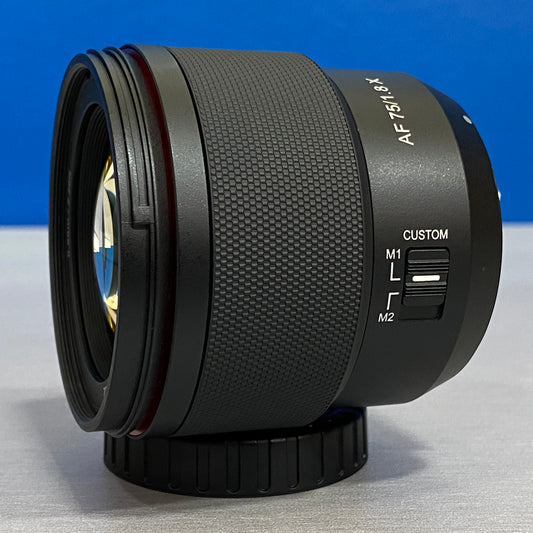 Samyang AF 75mm f/1.8