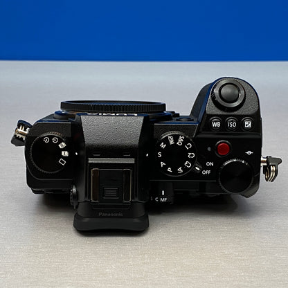 Panasonic Lumix DC-S5 (Corpo) - 24.2MP