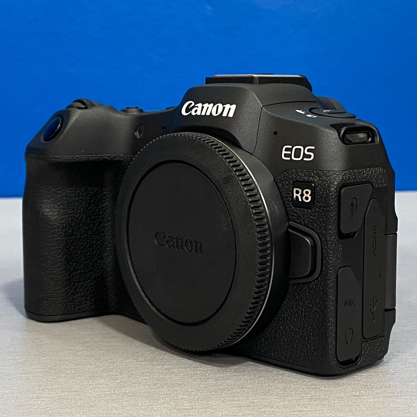 Canon EOS R8 (Corpo) - 24.2MP | NOVA