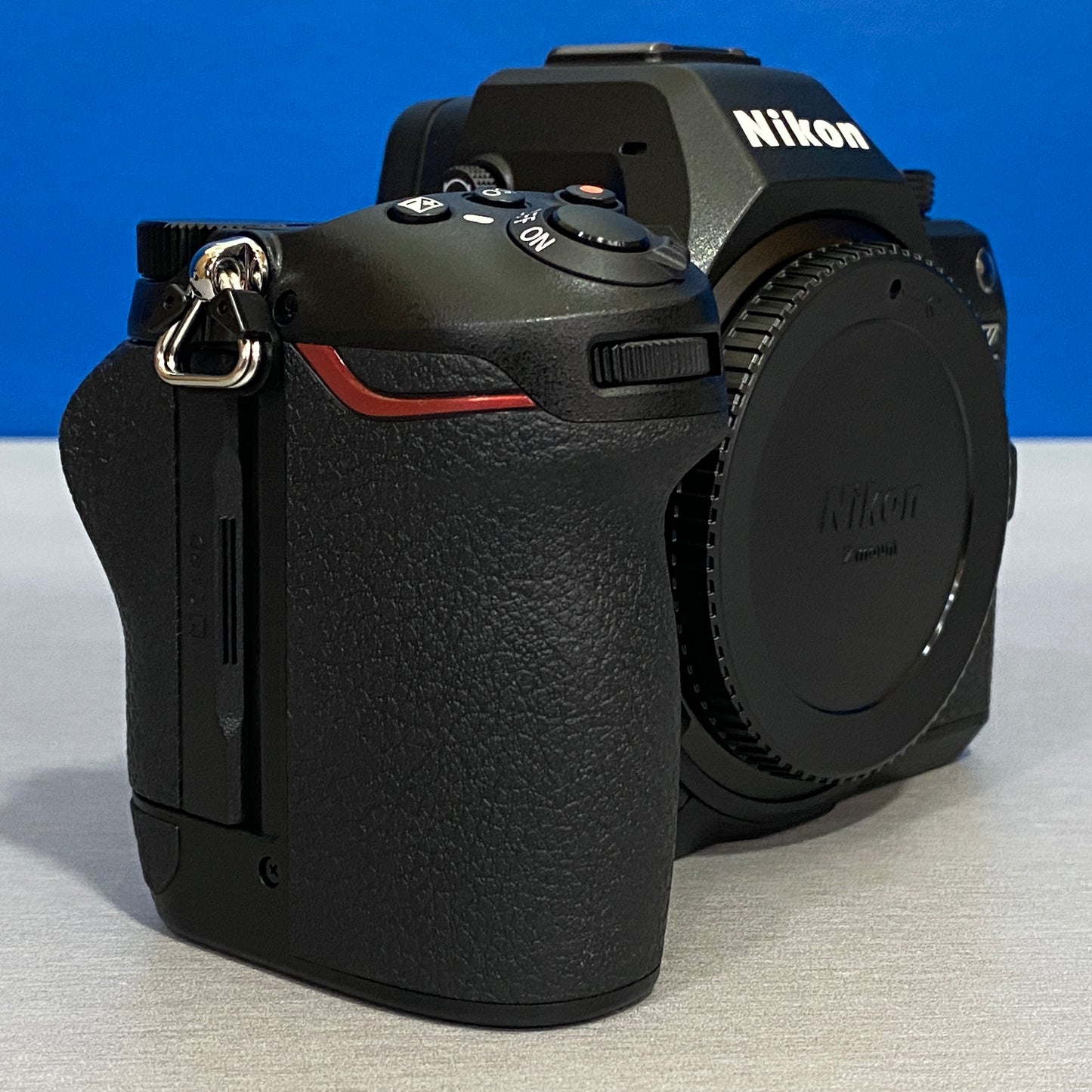Nikon Z6 III (Corpo) - 24.5MP | NOVA