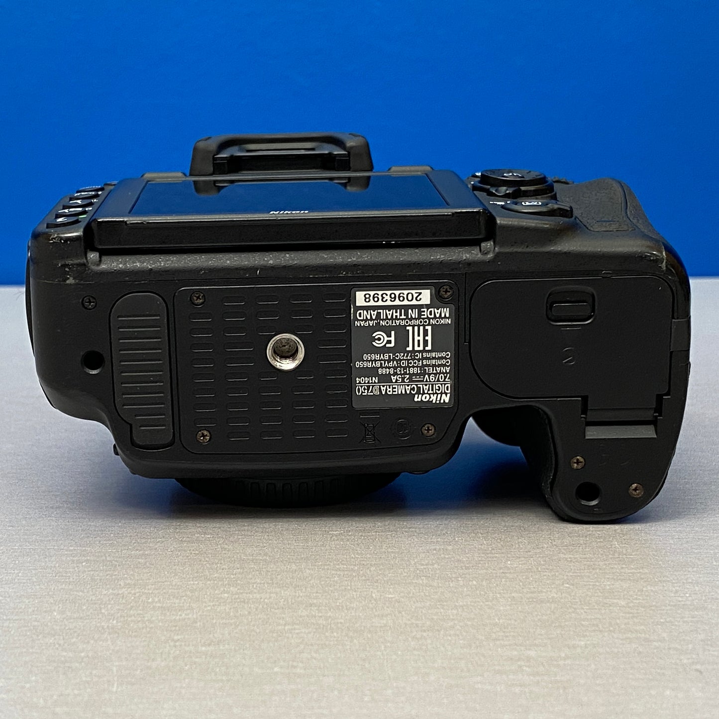 Nikon D750 (Corpo) - 24.3MP
