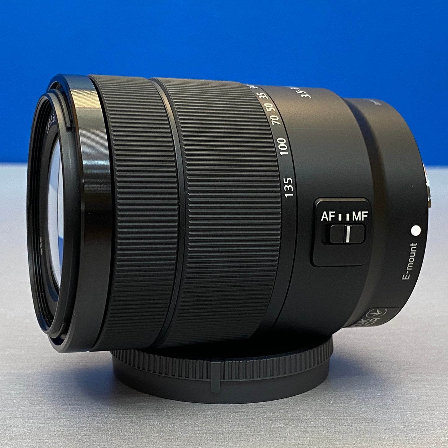 Sony E 18-135mm f/3.5-5.6 OSS