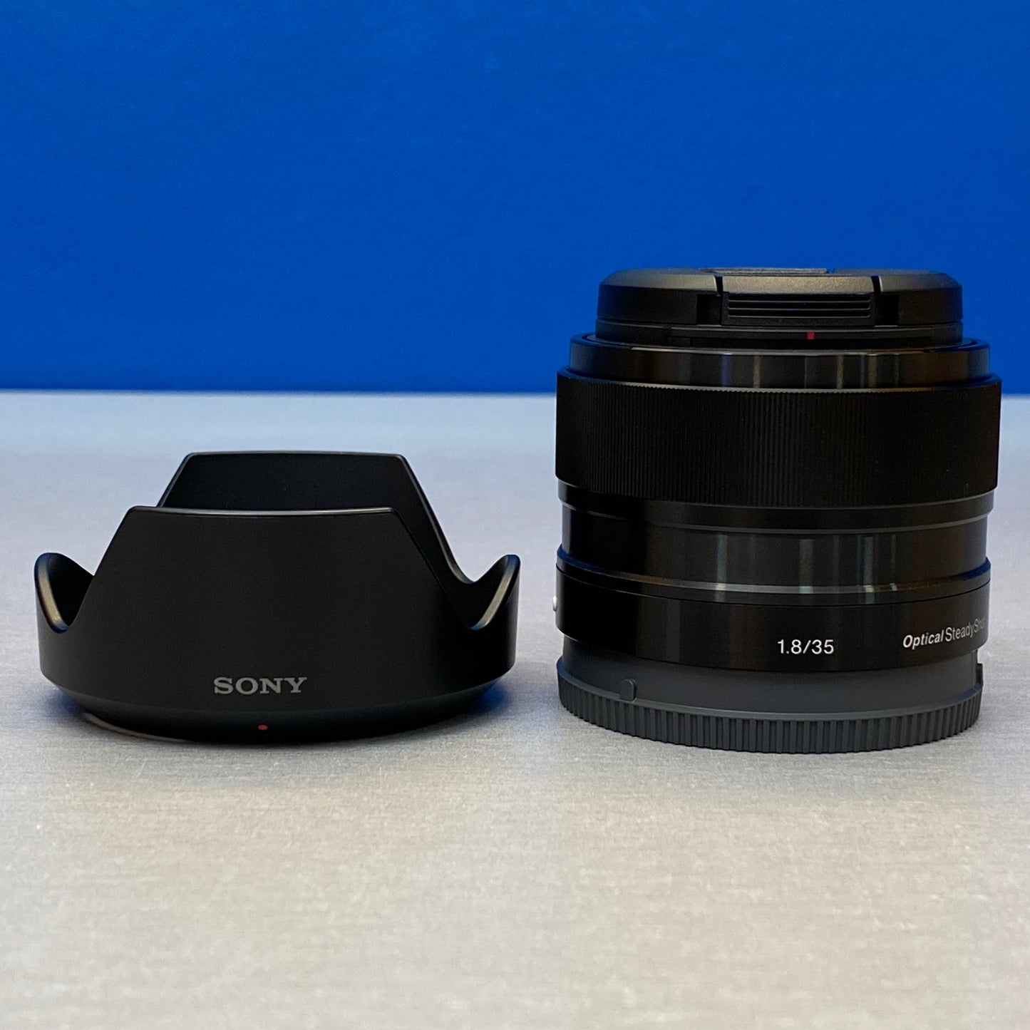 Sony E 35mm f/1.8 OSS