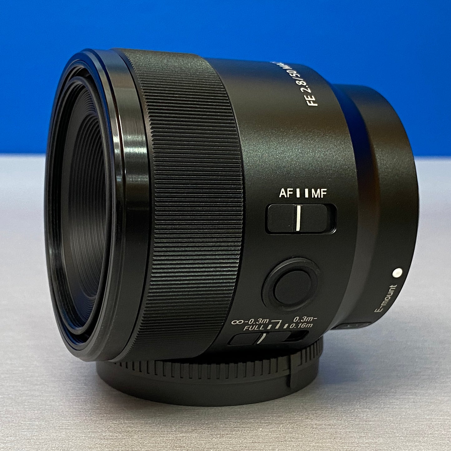 Sony FE 50mm f/2.8 Macro