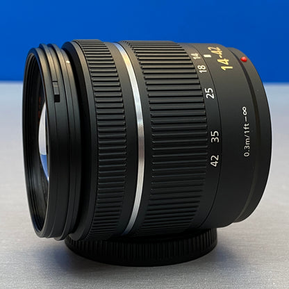 Panasonic Lumix G Vario 14-42mm f/3.5-5.6 ASPH Mega O.I.S.
