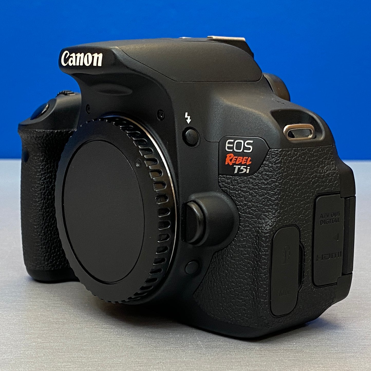 Canon EOS Rebel T5i (700D - Corpo) - 18MP