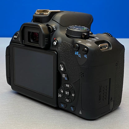 Canon EOS Rebel T5i (700D - Corpo) - 18MP