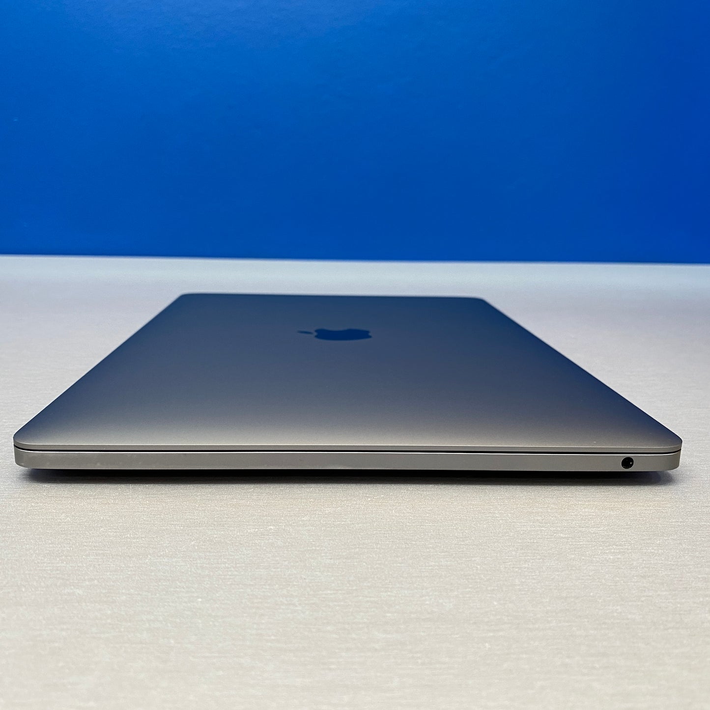 Apple MacBook Pro 13" | 2020 | M1 8-Cores/16GB/256GB