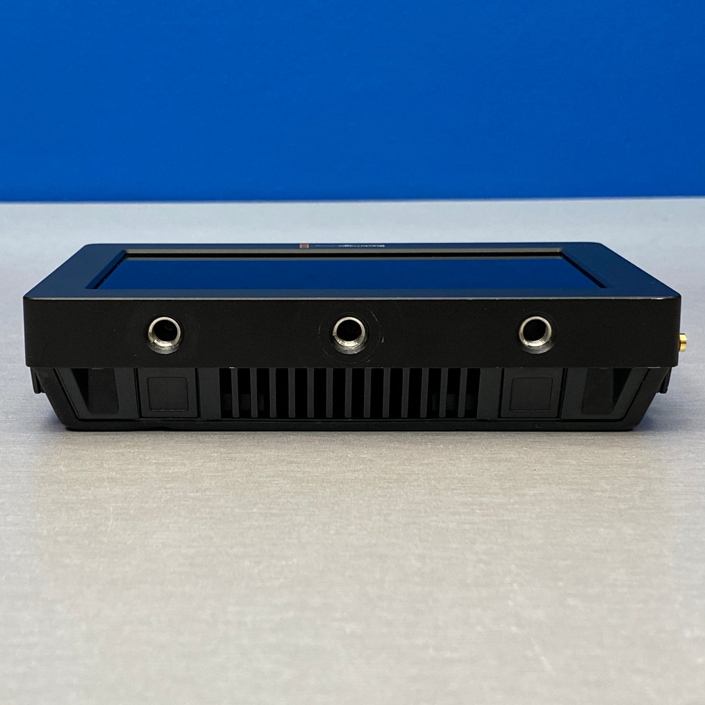 Blackmagic Video Assist 5" | 2015
