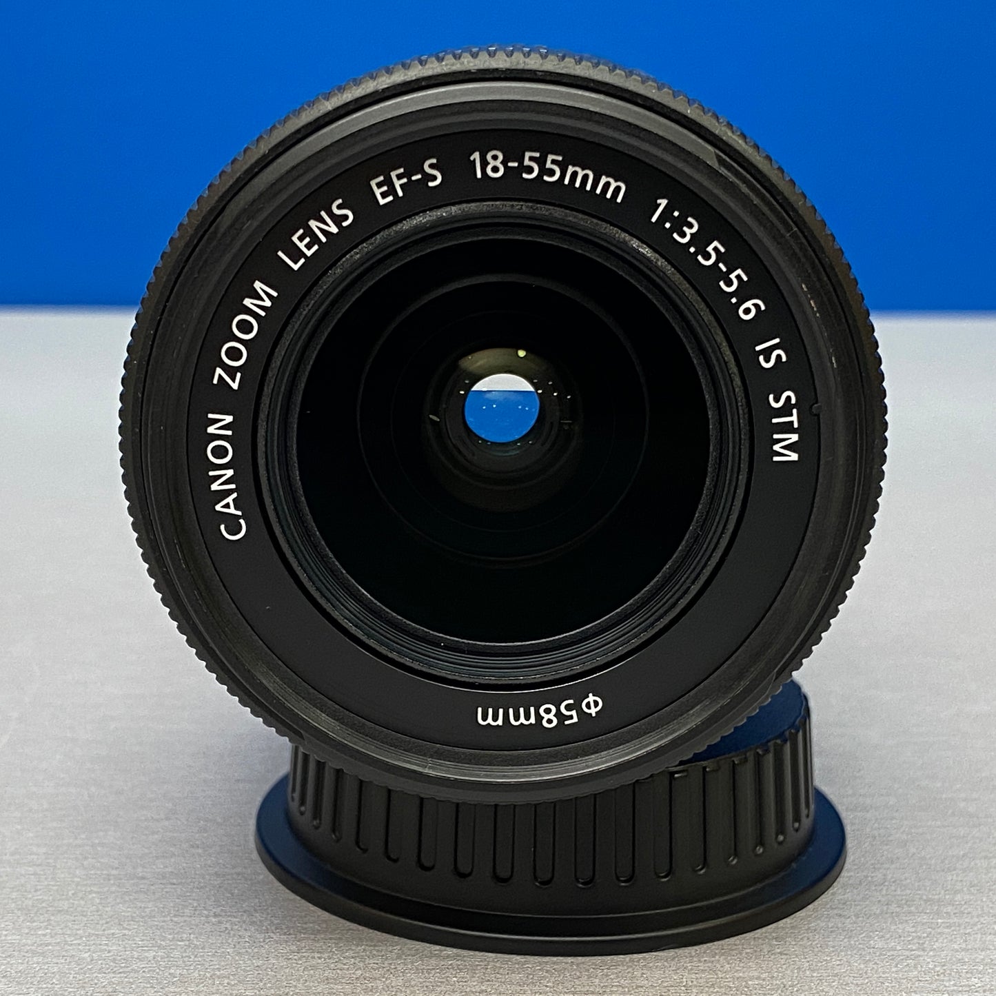 Canon EF-S 18-55mm f/3.5-5.6 IS STM