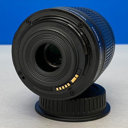 Canon EF-S 18-55mm f/3.5-5.6 IS STM
