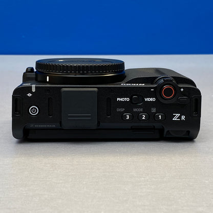Nikon ZR (Corpo) - 24.5MP