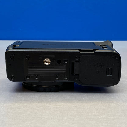 Nikon ZR (Corpo) - 24.5MP
