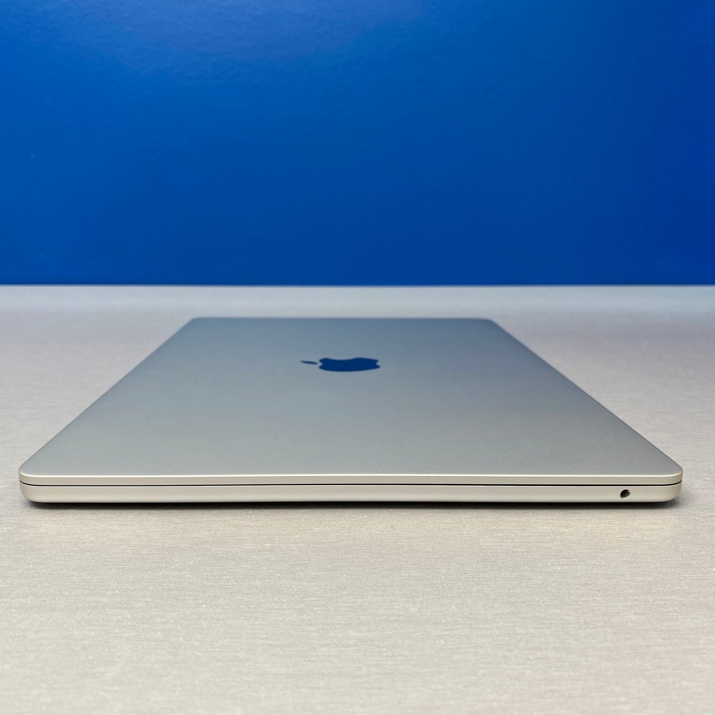Apple MacBook Air 15.3" | 2024 | M3 8-Cores/16GB/256GB SSD
