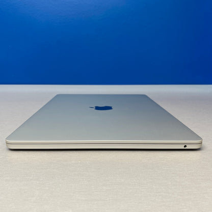 Apple MacBook Air 15.3" | 2024 | M3 8-Cores/16GB/256GB SSD