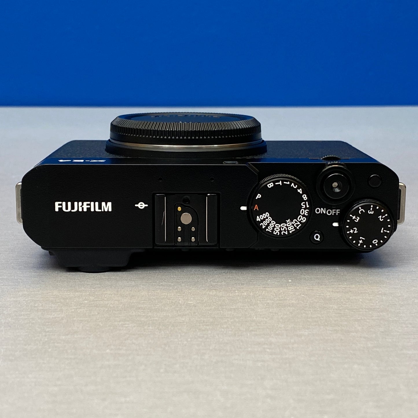 Fujifilm X-E4 (Corpo) - 26.1MP