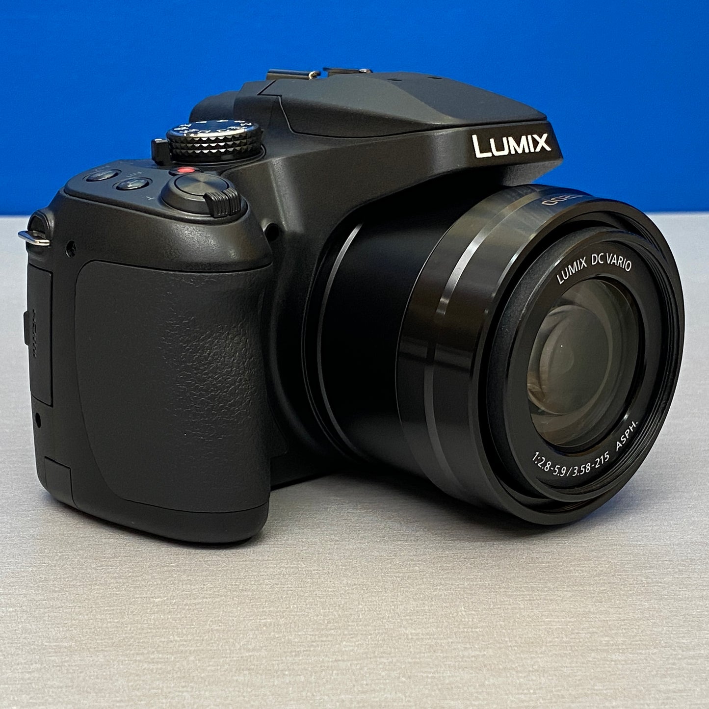 Panasonic Lumix DC-FZ82D (18.1MP - 60x)