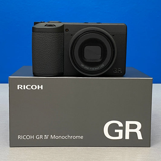 Ricoh GR IV Monochrome (25.7MP) | NOVA