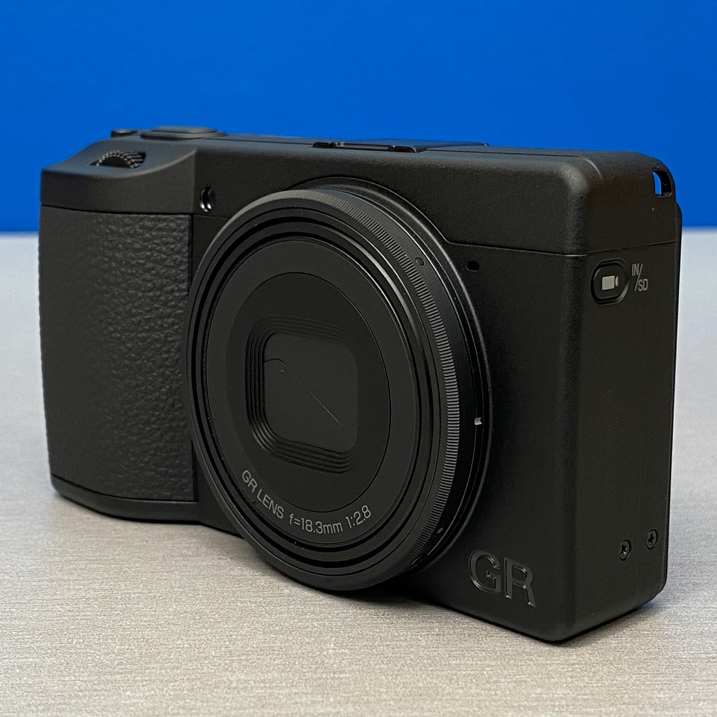 Ricoh GR IV Monochrome (25.7MP) | NOVA