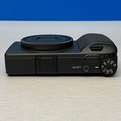 Ricoh GR IV Monochrome (25.7MP) | NOVA