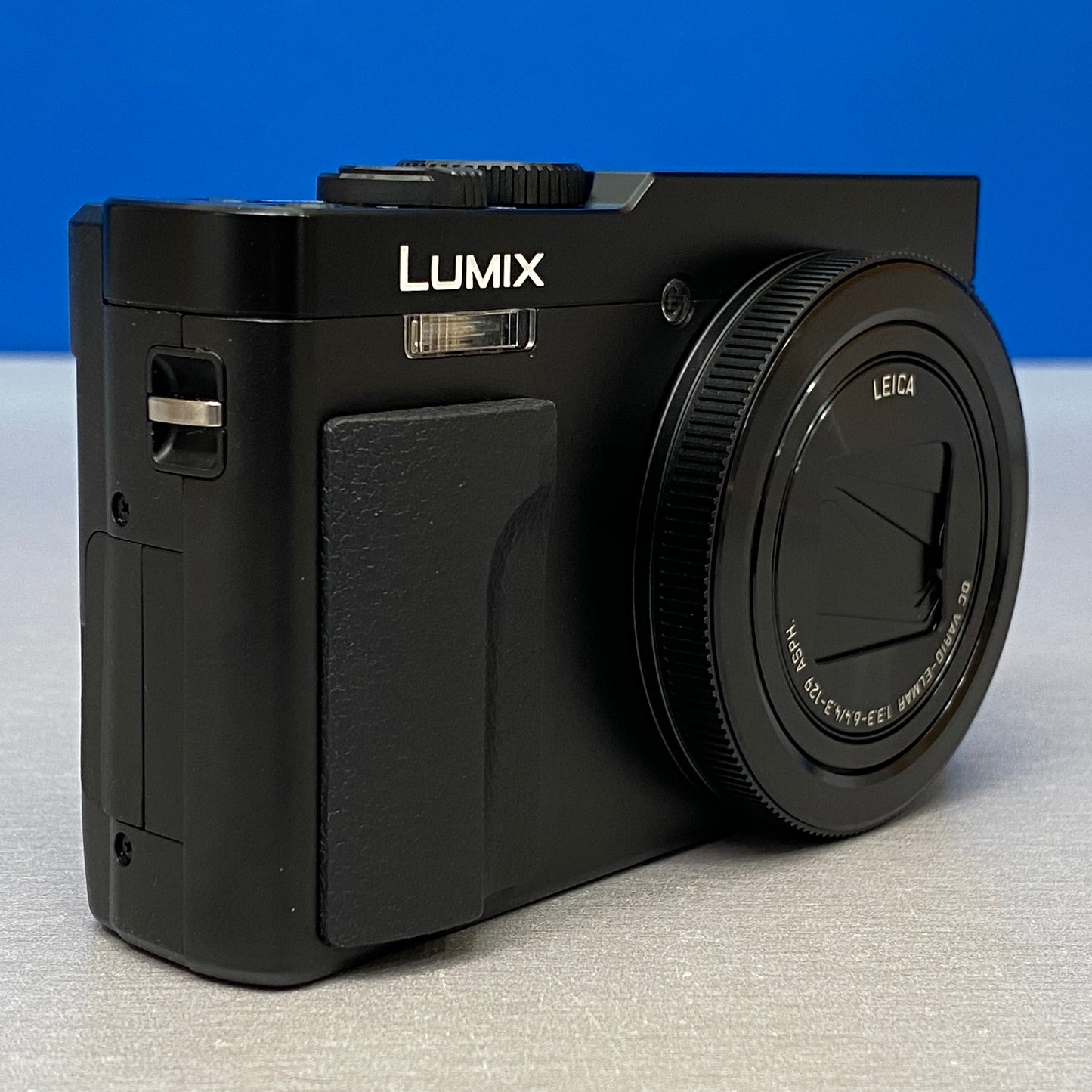 Panasonic Lumix DC-TZ99 (20.3MP) | 30x Optical Zoom
