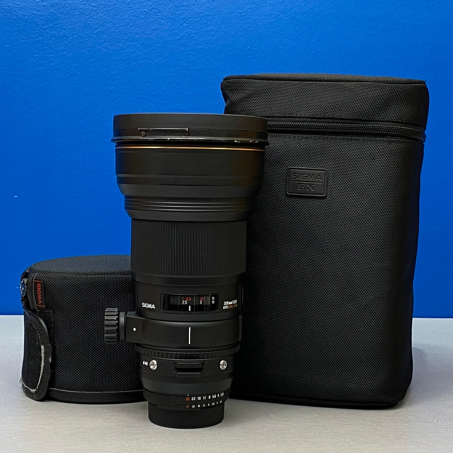 Sigma 300mm f/2.8 EX APO DG HSM