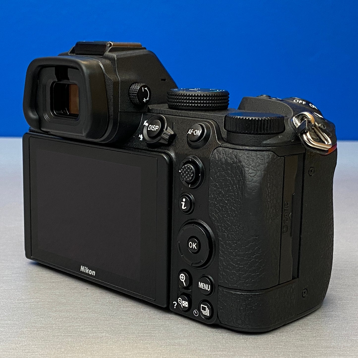 Nikon Z5 (Corpo) - 24.3MP